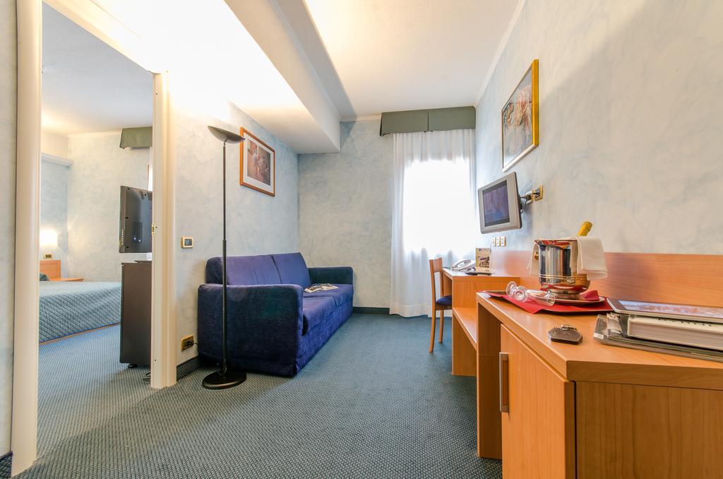 Hotel Residence Club Primula Pescasseroli Ruang foto