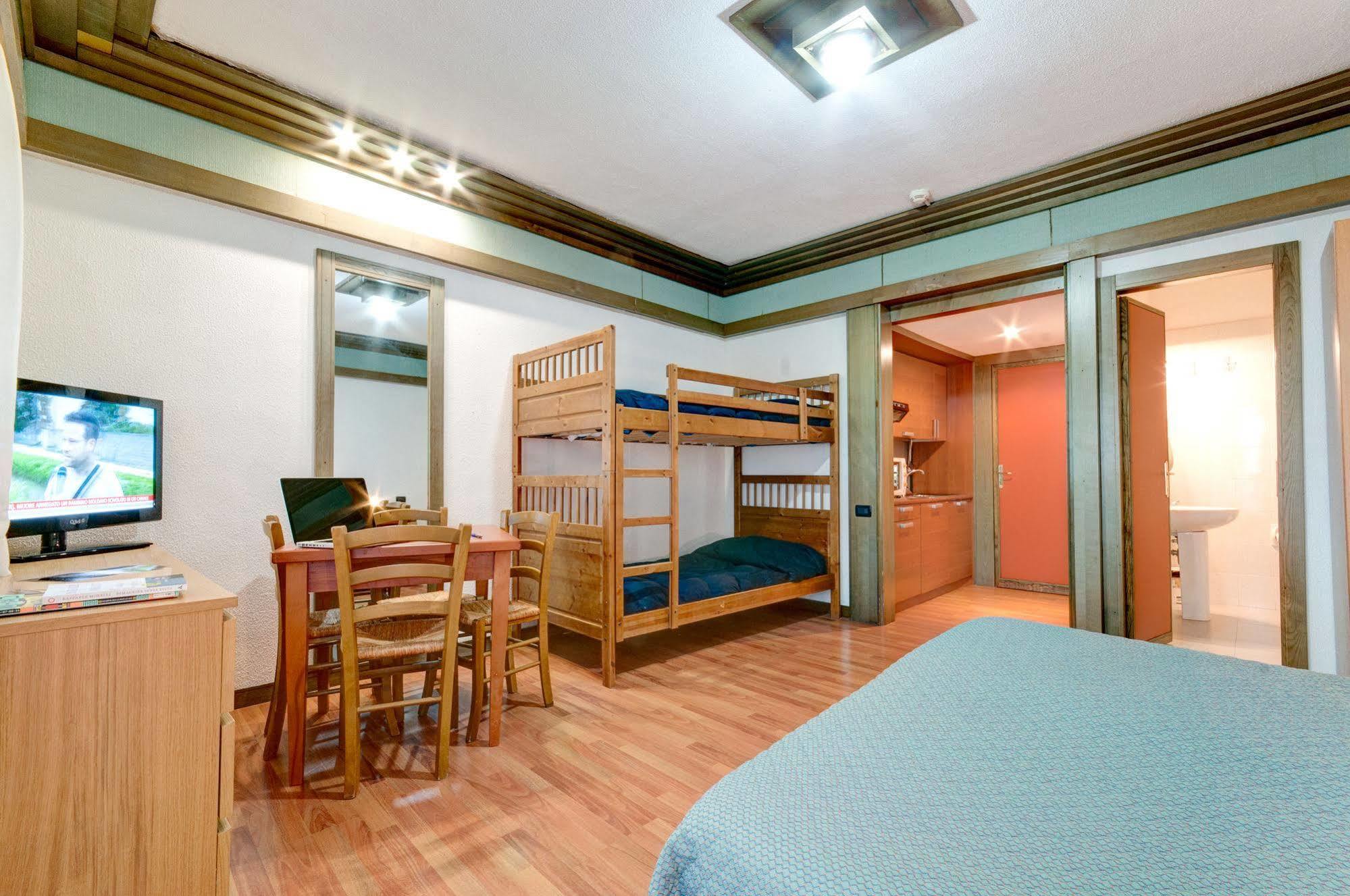 Hotel Residence Club Primula Pescasseroli Bagian luar foto